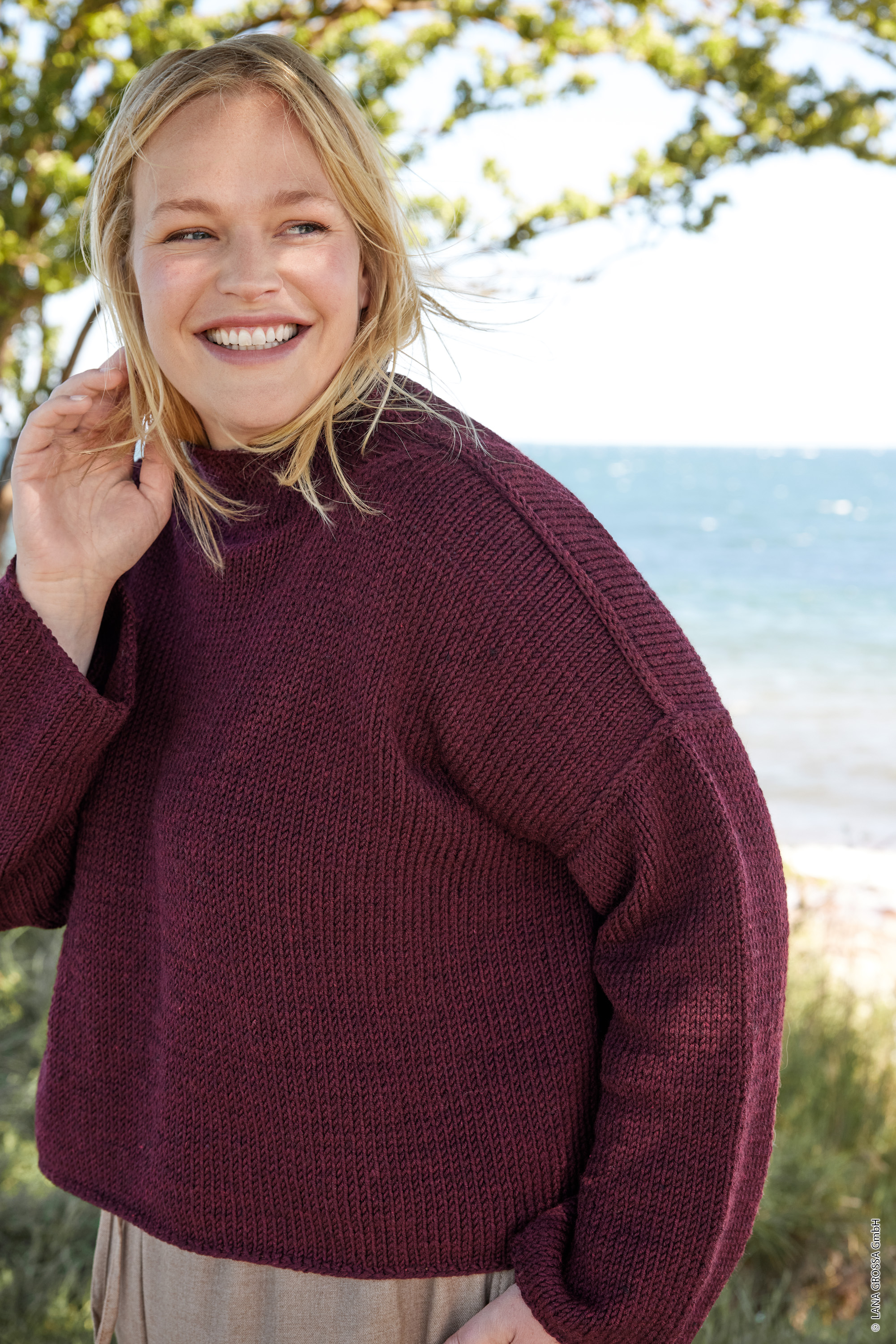 OVERSIZED TRUI · COOL WOOL SUPERBIG MÉLANGE Model 44 – Merino Edition 04